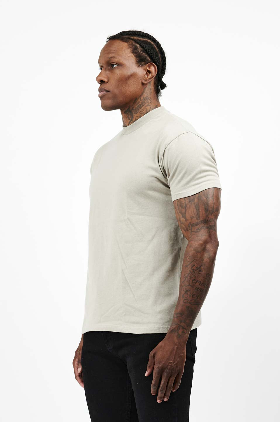 LEGEND* BASICS T-SHIRT MIT MUSKELPASSFORM – EINFACHES LATTE