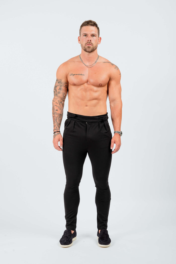 SLIM-FIT-HOSE MIT HOHEM BUND UND SEITLICHEM CINCH – SCHWARZ