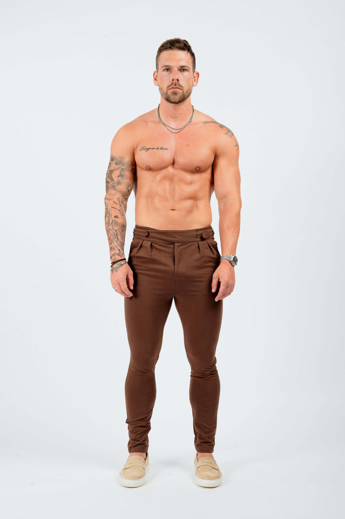 SLIM FIT BROEK MET HOGE TAILLE MET ZIJKANT - BRUIN