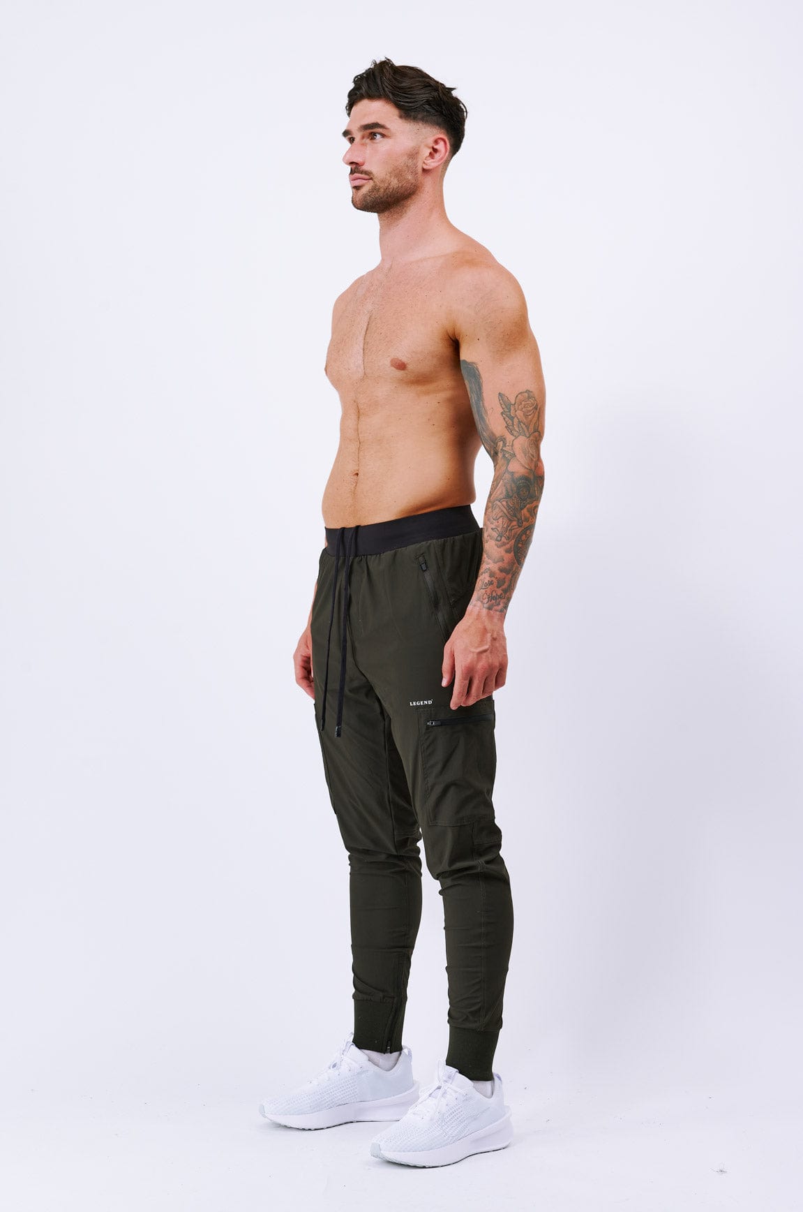 Legend London Activewear LEGEND ACTIVE RUNNER JOGGER - MILITARY KHAKI