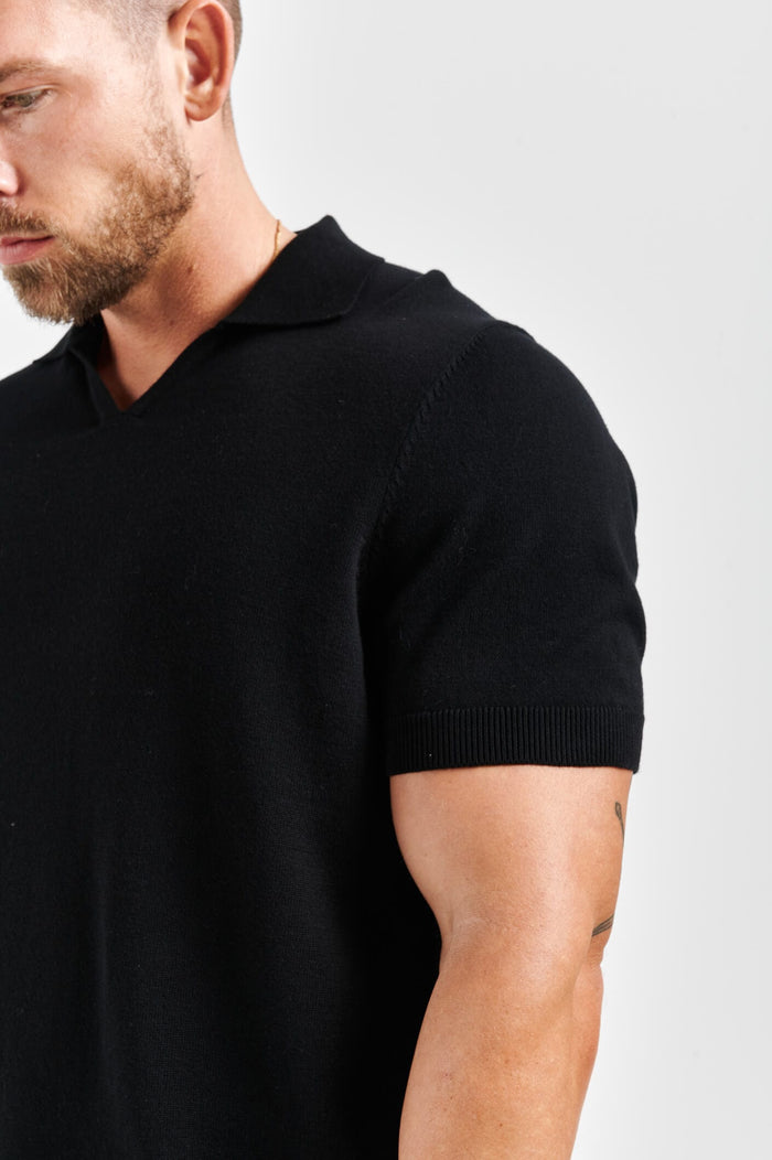 LEGEND OPEN COLLAR POLO SHIRT - BLACK