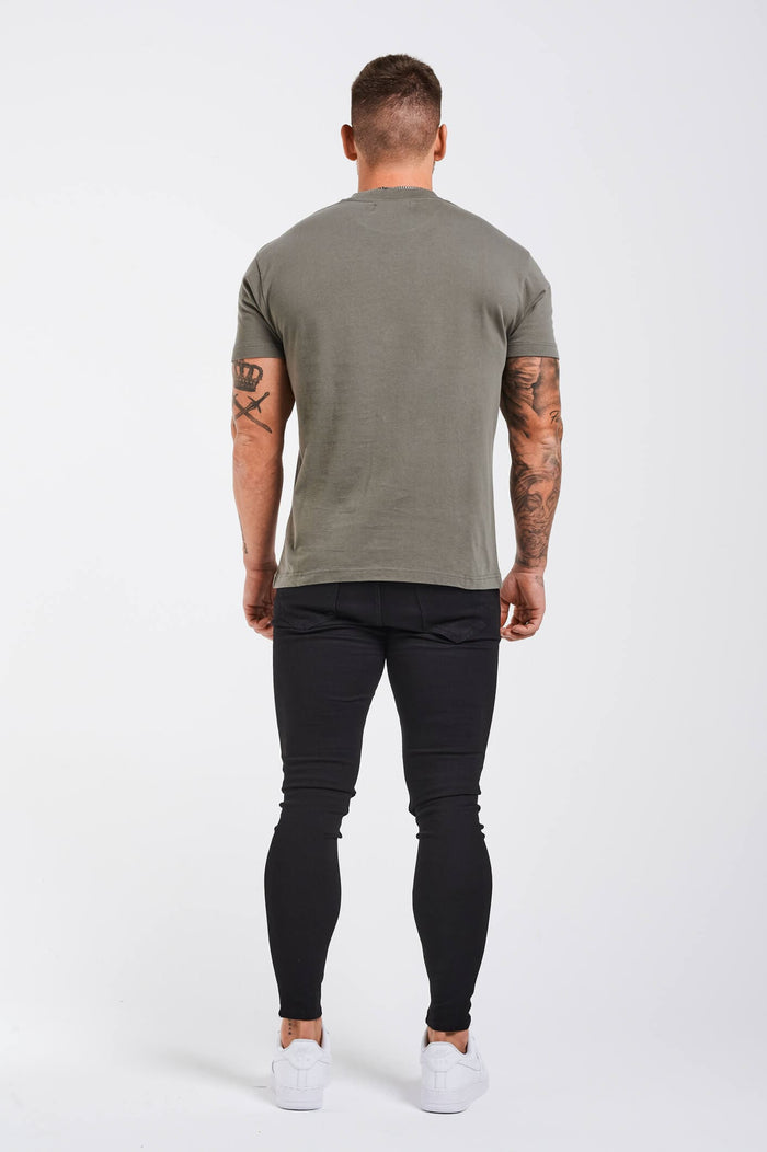 PREMIUM BASICS T-SHIRT - CHARCOAL GREY