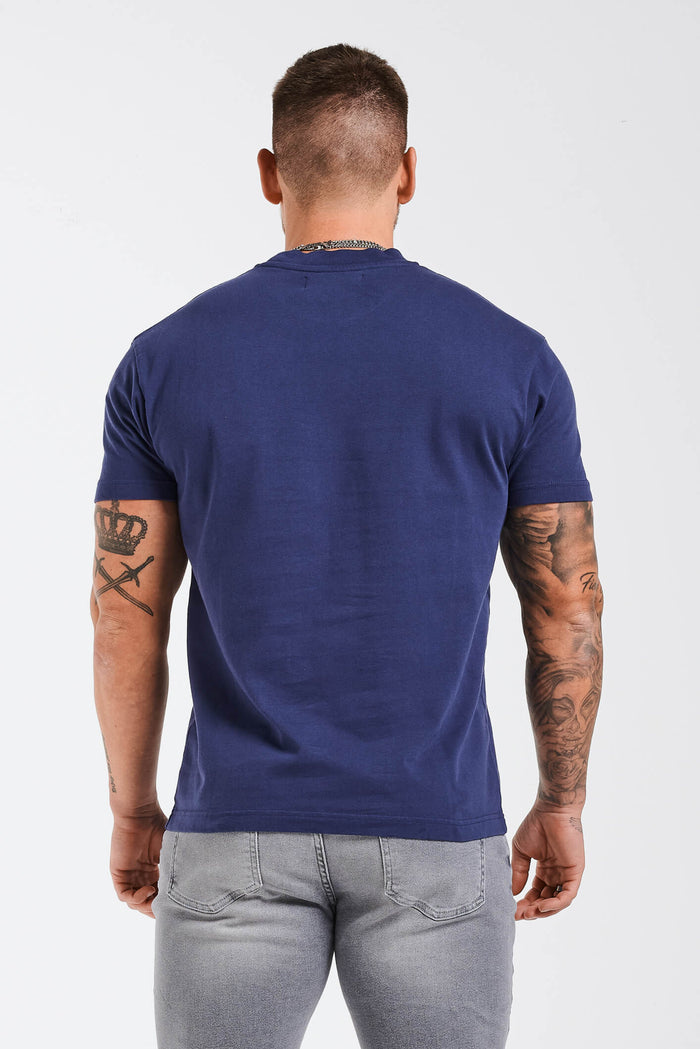 LEGEND* BASICS MUSCLE FIT T-SHIRT – DUNKELNAVY