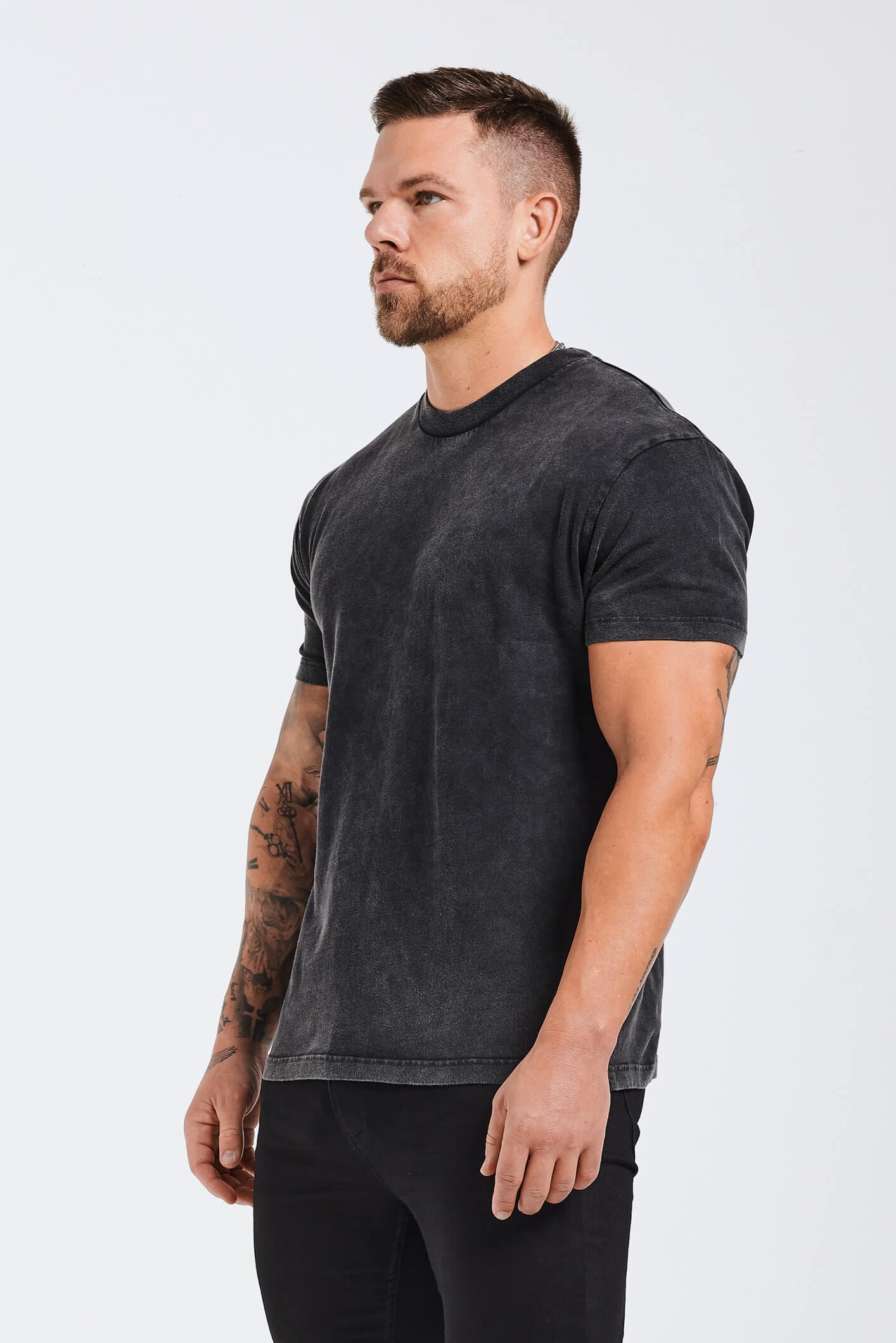 LEGEND* BASICS MUSCLE FIT T-SHIRT – GEWASCHTES GRAU