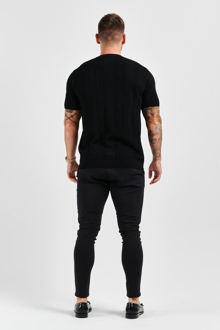 TEXTURED TEE - BLACK