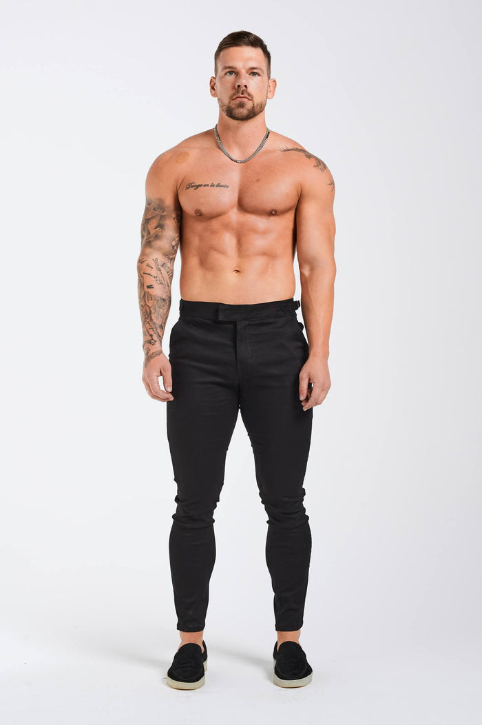 SLIM FIT BROEK MET HOGE TAILLE - ZWART