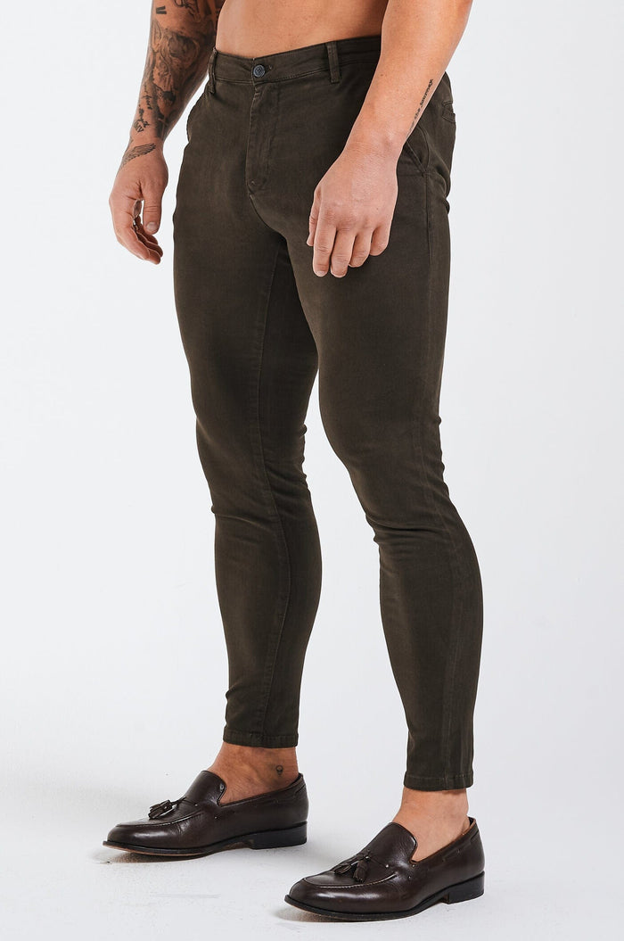 SPRAY-ON STRETCH CHINO – TIEFBRAUN