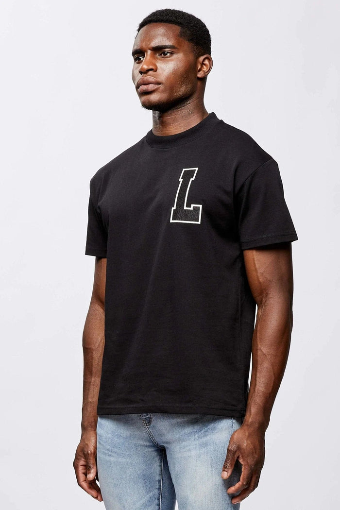 VARSITY L T-SHIRT - BLACK