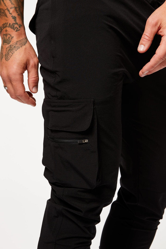 TECH-STRETCH-CARGOHOSE – SCHWARZ