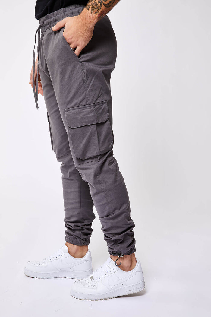 PANTALONES CARGO UTILITY - GRIS OSCURO