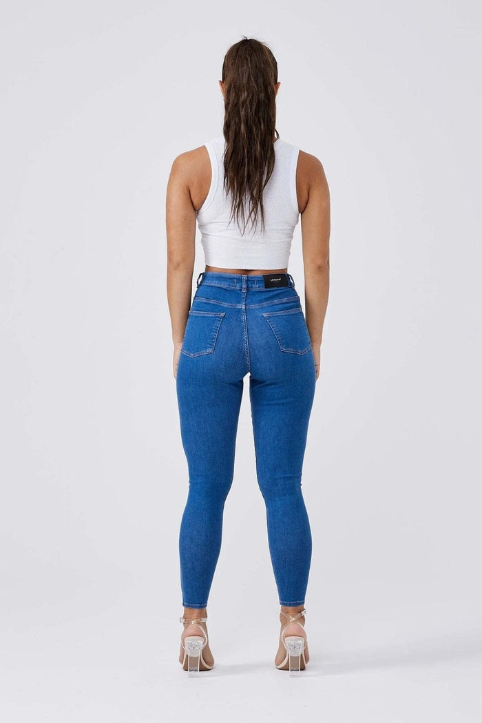 Röhrenjeans – Azurblau