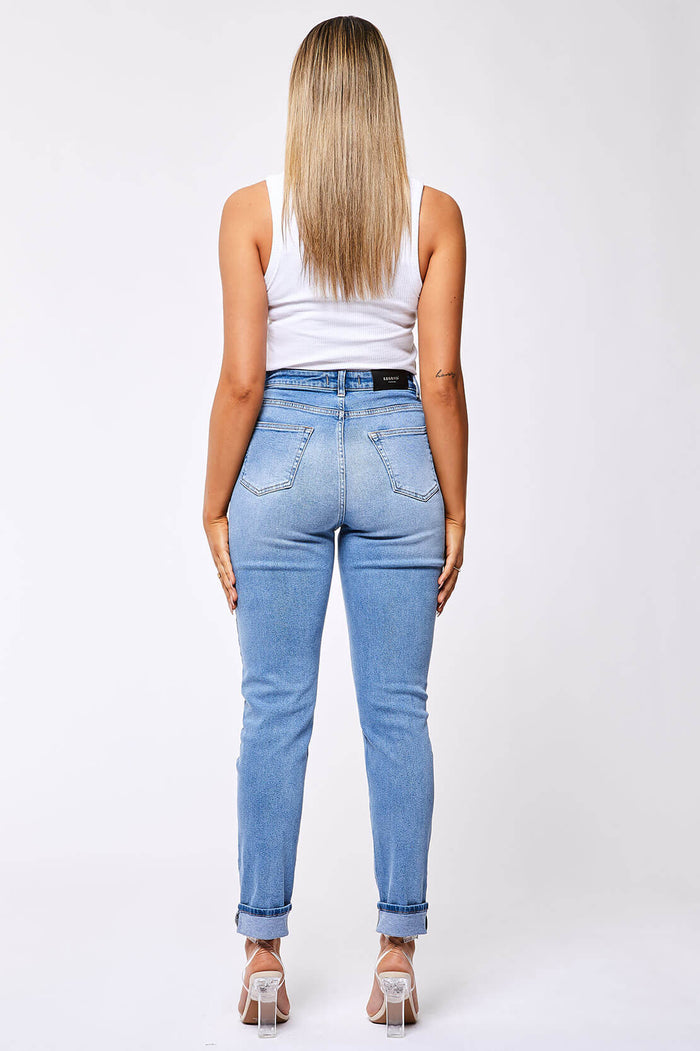 STRAIGHT LEG JEAN - WASHED BLUE RIPPED